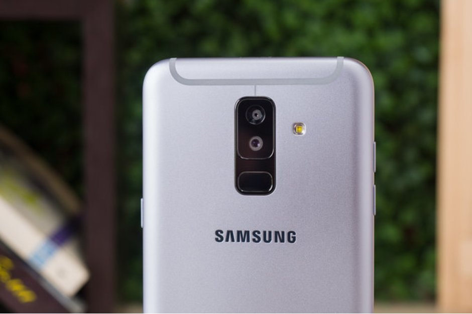 Смартфон Samsung Galaxy P30 выйдет как Samsung Galaxy A6s Смартфон Samsung Galaxy P30 выйдет как Samsung Galaxy A6s